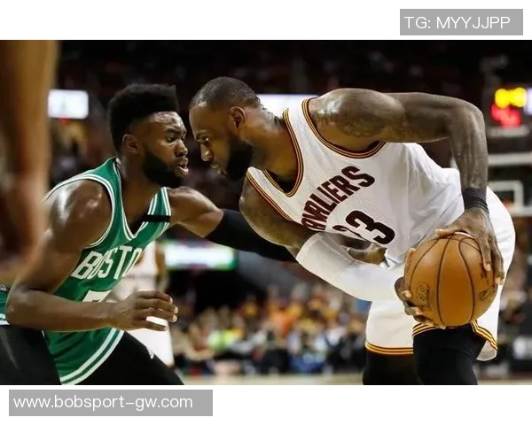 杰伦布朗自信宣言称自己为联盟最佳攻防一体球员投篮无所不能